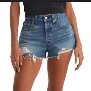 Levi’s 501  high rise Denim Blue Women's Shorts. Size 26